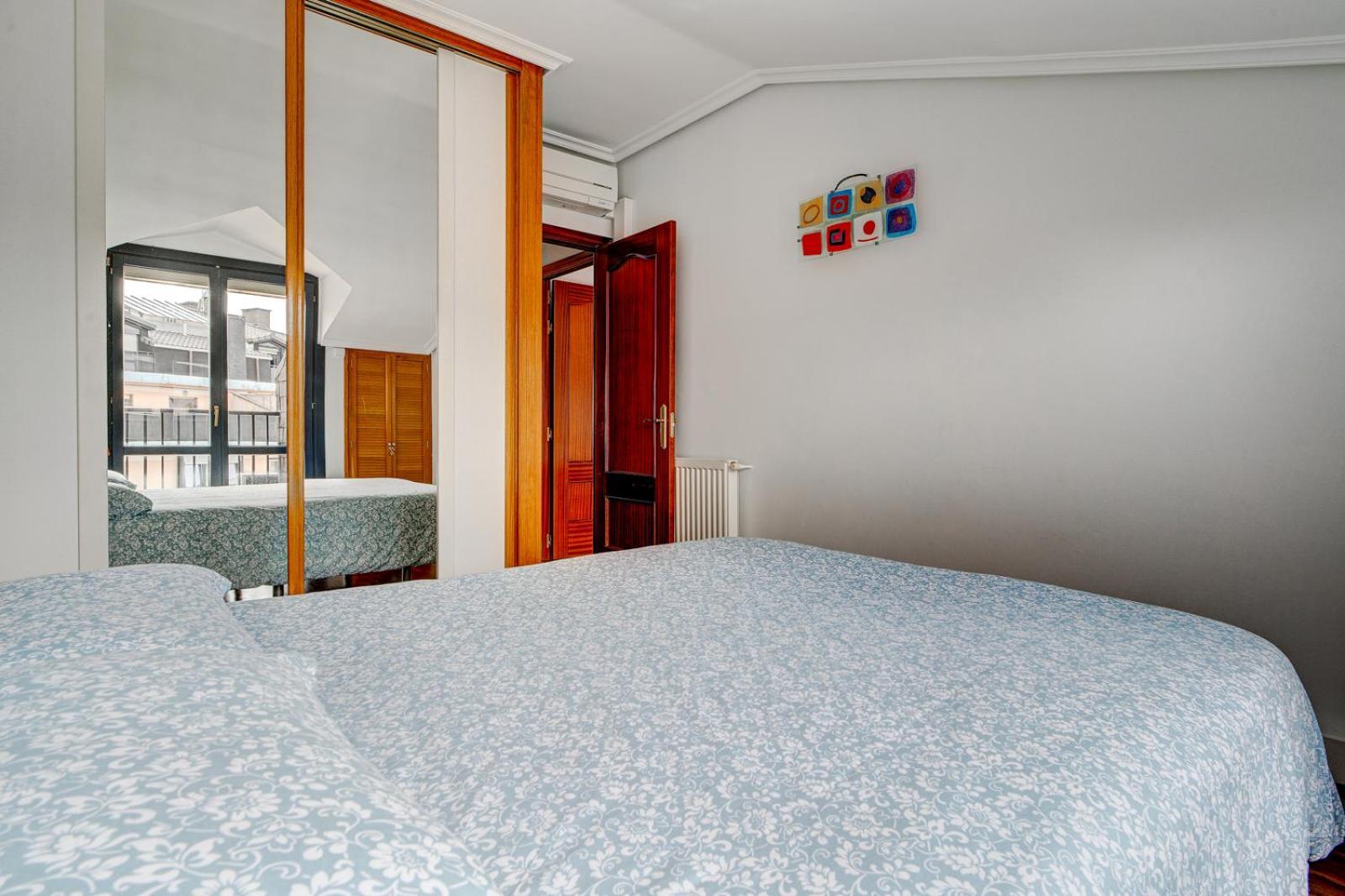 Luminoso Atico Con Terraza, Irun, Parking, 4Pax Apartment Ngoại thất bức ảnh