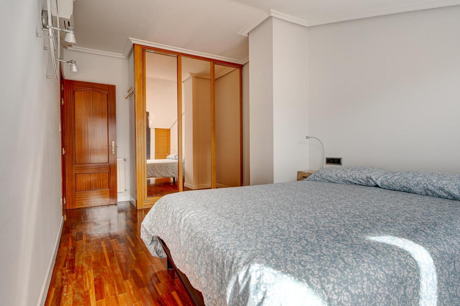 Luminoso Atico Con Terraza, Irun, Parking, 4Pax Apartment Ngoại thất bức ảnh